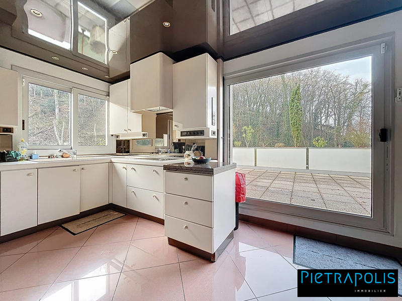 Appartement - 132 m² - 4 pièces