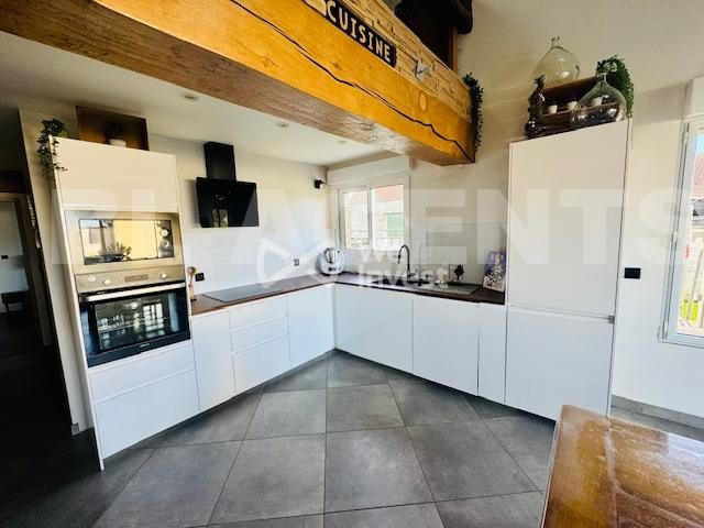 Maison - 125 m² - 4 pièces