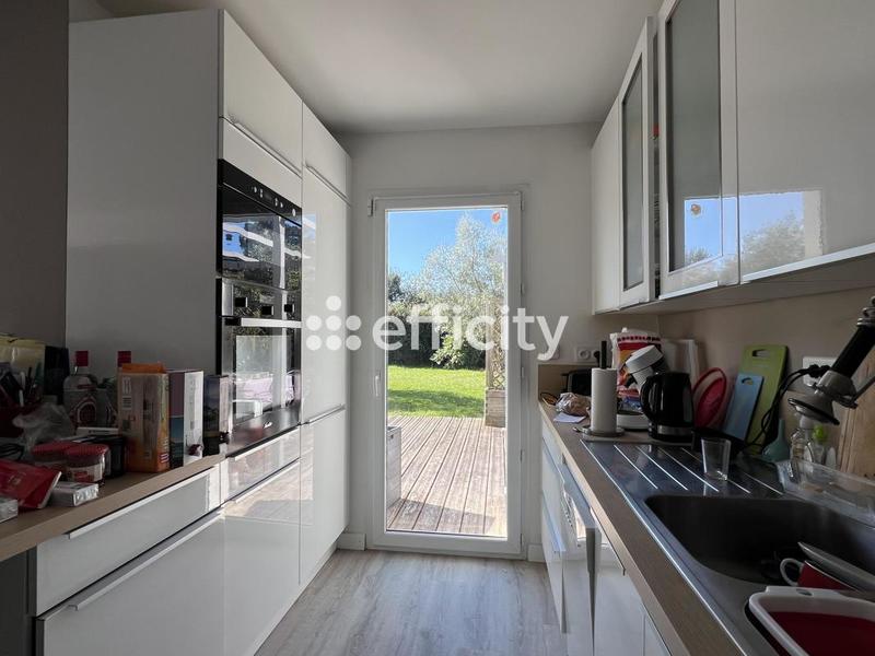 Maison - 140 m² - 7 pièces