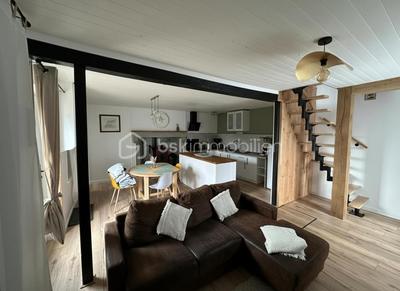 Maison en pierre - 63 m² - 4 pièces