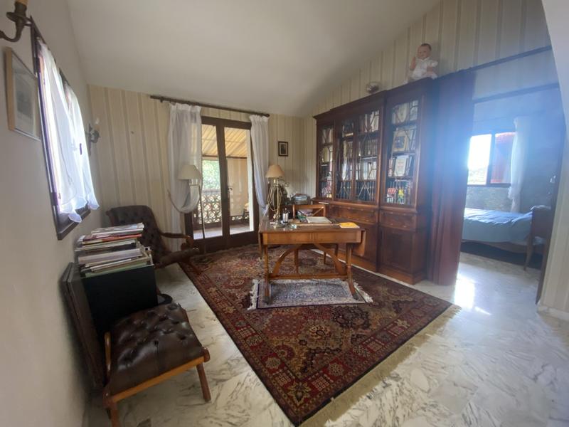 Maison traditionnelle - 130 m² - 7 pièces