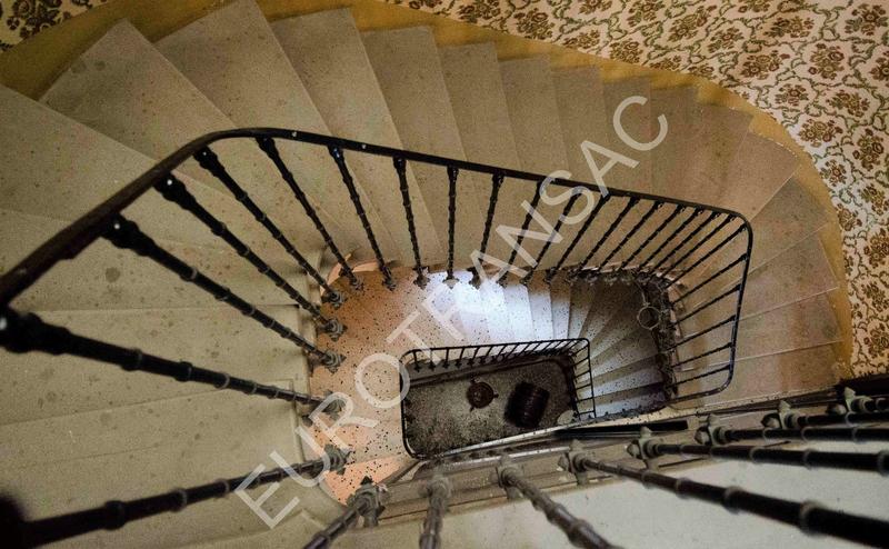 Maison bourgeoise - 162 m² - 9 pièces