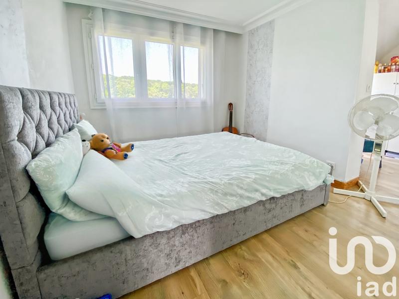 Maison - 148 m² - 9 pièces