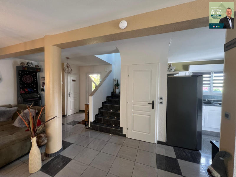 Maison - 102 m² - 5 pièces