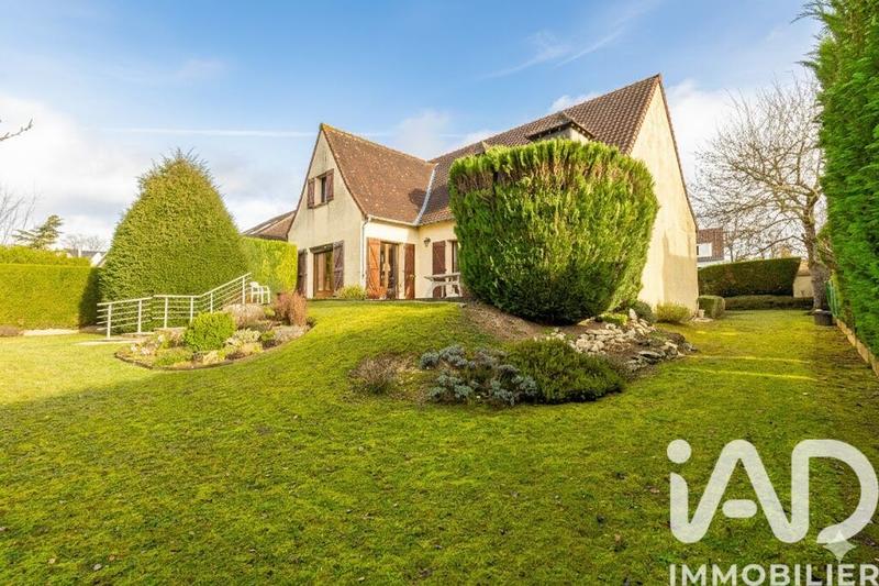 Maison - 200 m² - 7 pièces