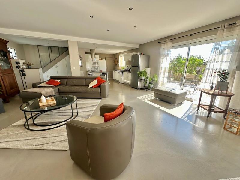 Maison - 145 m² - 5 pièces