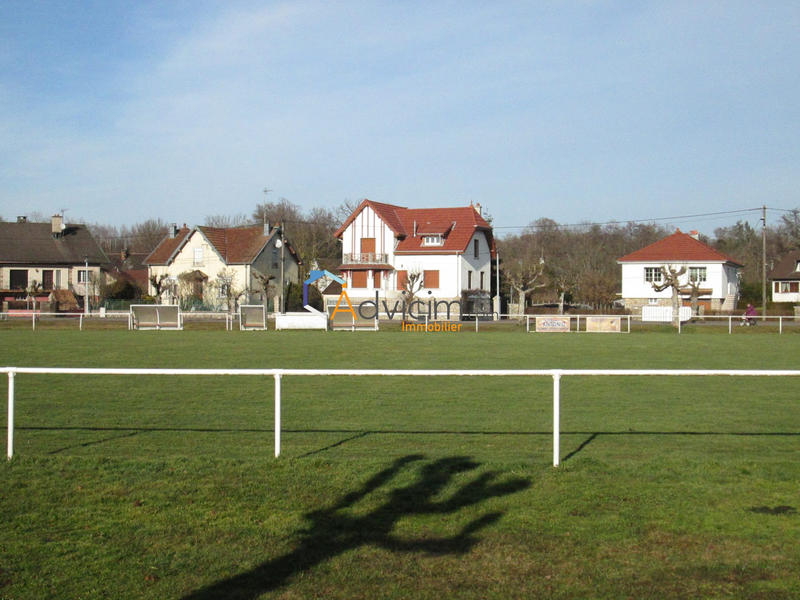 Maison - 142 m² - 7 pièces