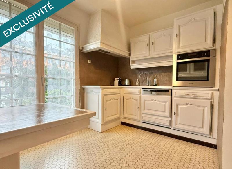 Maison - 121 m² - 7 pièces