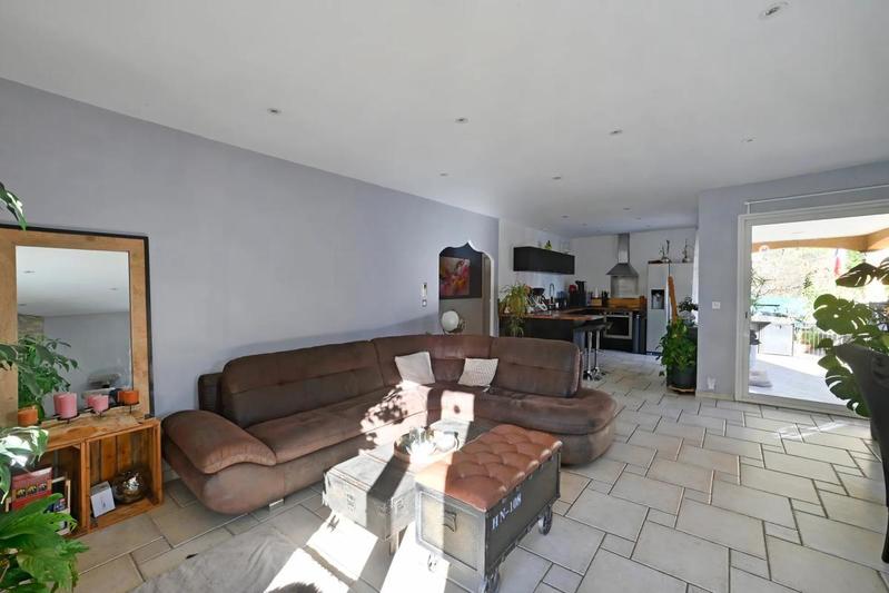 Maison - 115 m² - 5 pièces