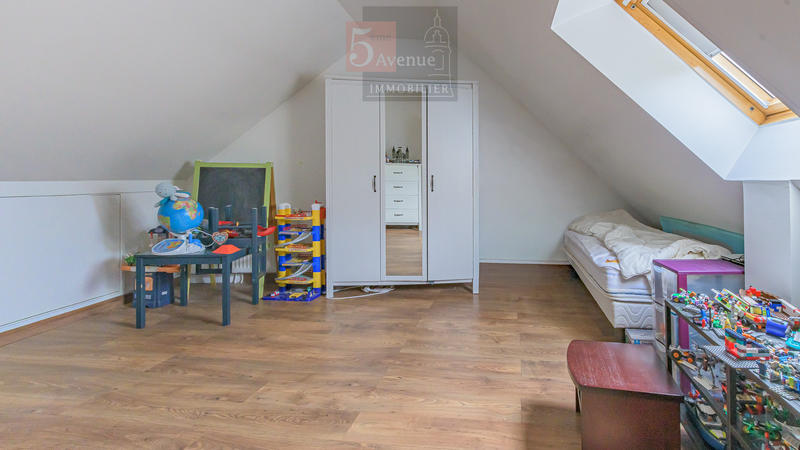 Maison - 155 m² - 6 pièces