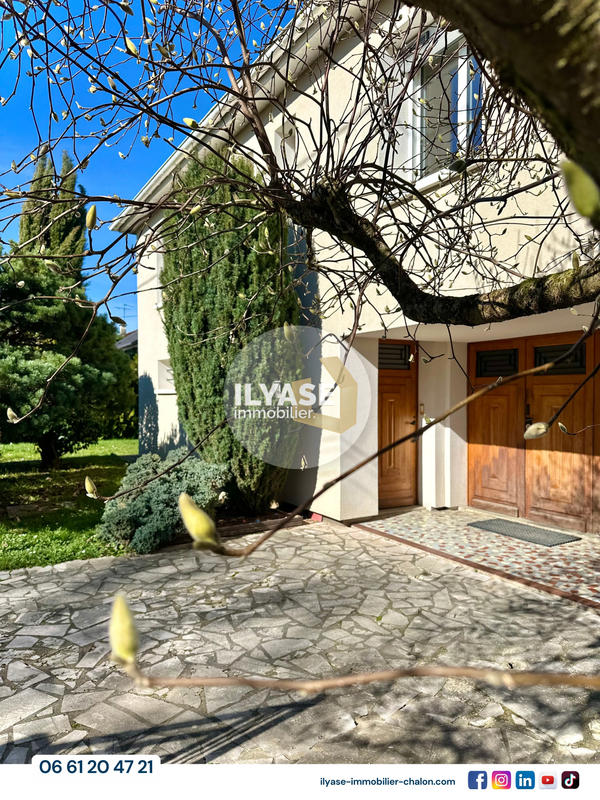 Maison - 90 m² - 6 pièces