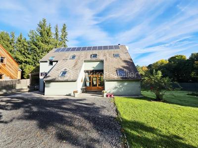 Propriété - 145 m² - 5 pièces