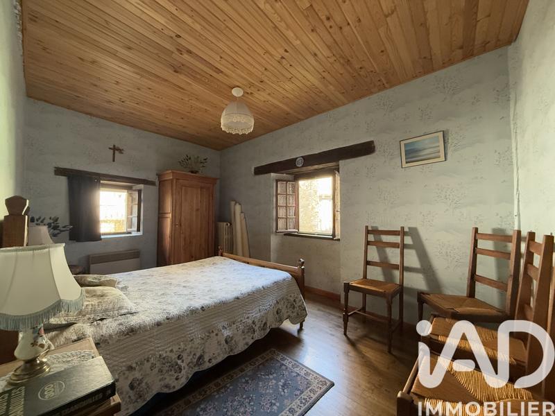 Maison de village - 228 m² - 4 pièces