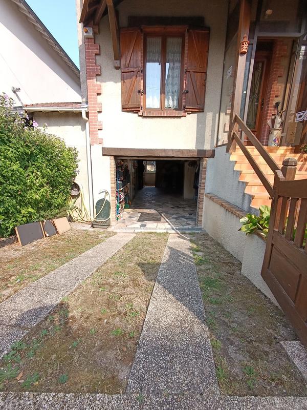 Maison - 136 m² - 6 pièces