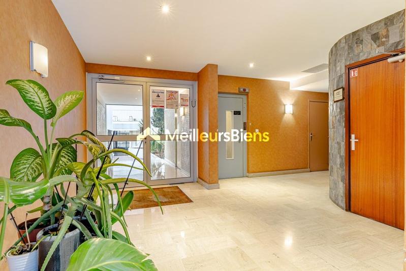 Studio - 28 m² - 1 pièce