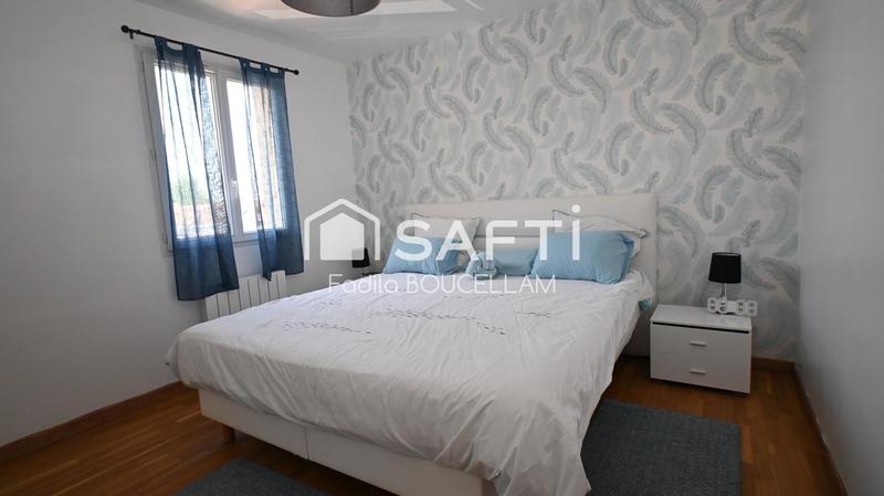 Maison - 94 m² - 5 pièces