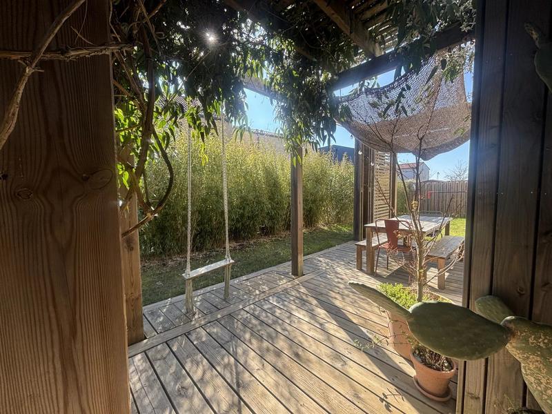 Maison - 112 m² - 7 pièces