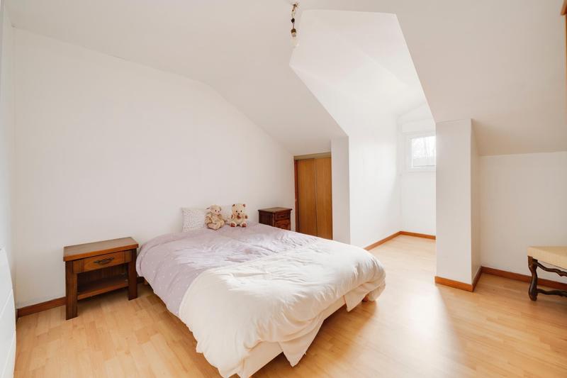 Maison - 143 m² - 6 pièces