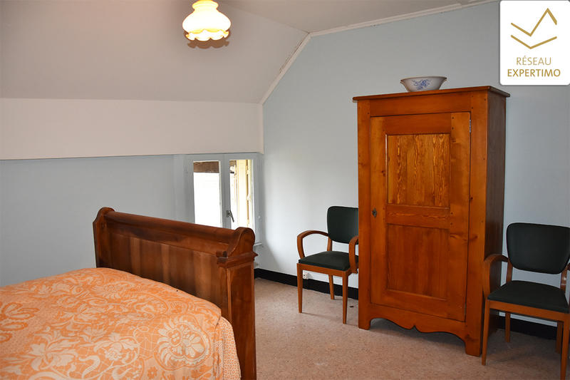 Maison - 93 m² - 4 pièces