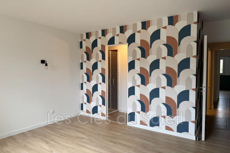 Appartement - 105 m² - 5 pièces