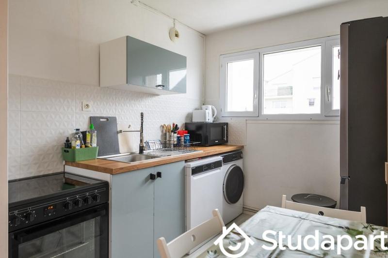 Chambre - 10 m² - 1 pièce