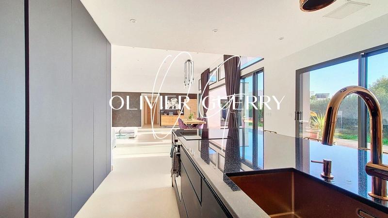 Maison - 155 m² - 4 pièces