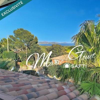 Maison - 237 m² - 8 pièces