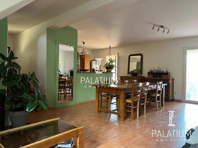 Maison - 97 m² - 5 pièces