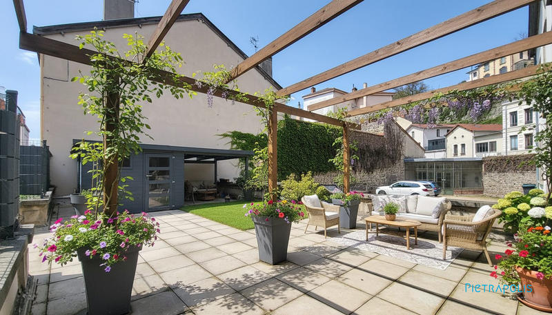 Appartement - 134 m² - 4 pièces