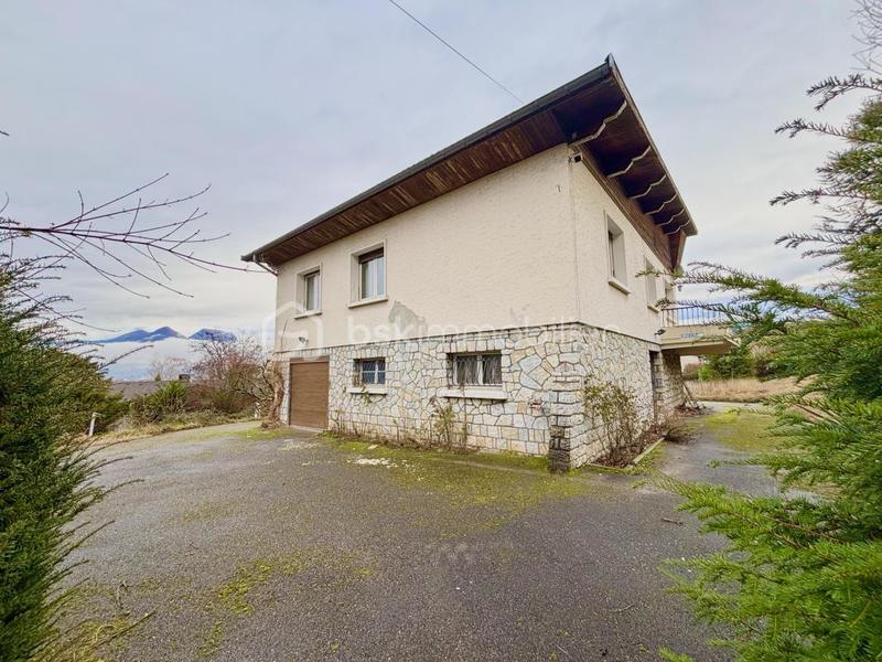 Maison ancienne - 188 m² - 4 pièces