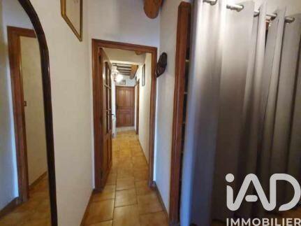 Maison - 196 m² - 10 pièces