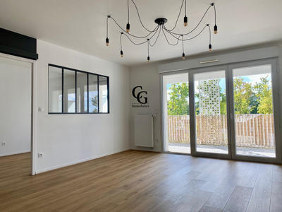 Appartement - 79 m² - 4 pièces