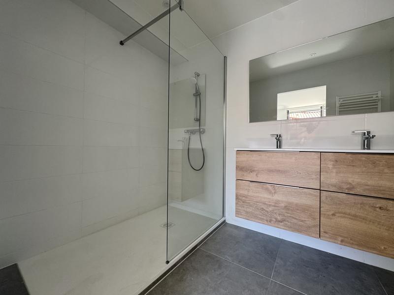 Maison traditionnelle - 128 m² - 6 pièces