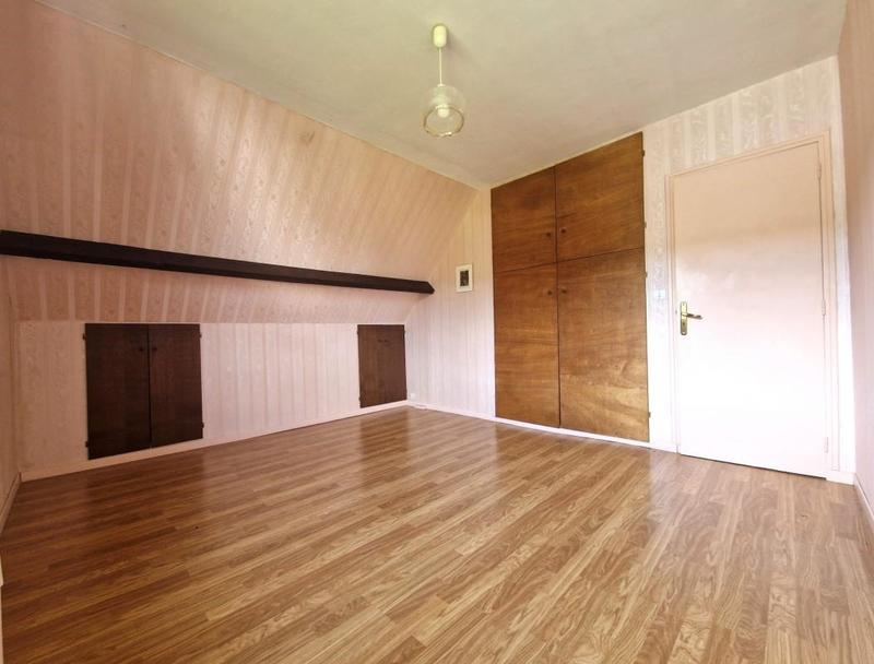 Maison ancienne - 116 m² - 8 pièces