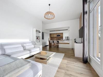 Appartement - 87 m² - 4 pièces