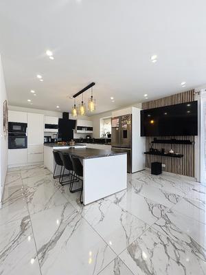 Villa - 140 m² - 4 pièces