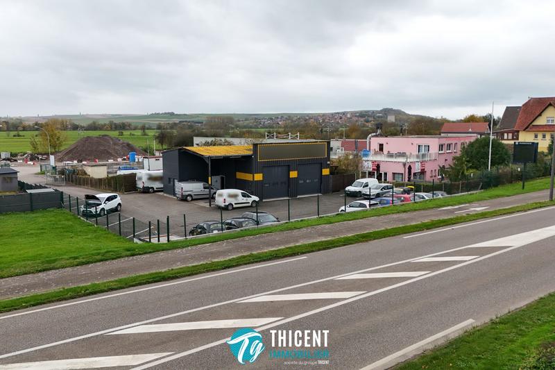 Local d'activités - 178 m²