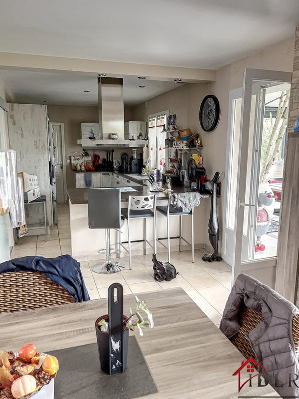 Maison - 180 m² - 6 pièces