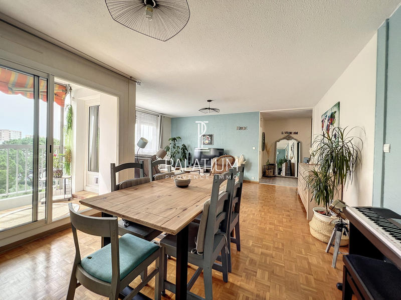 Appartement - 91 m² - 4 pièces