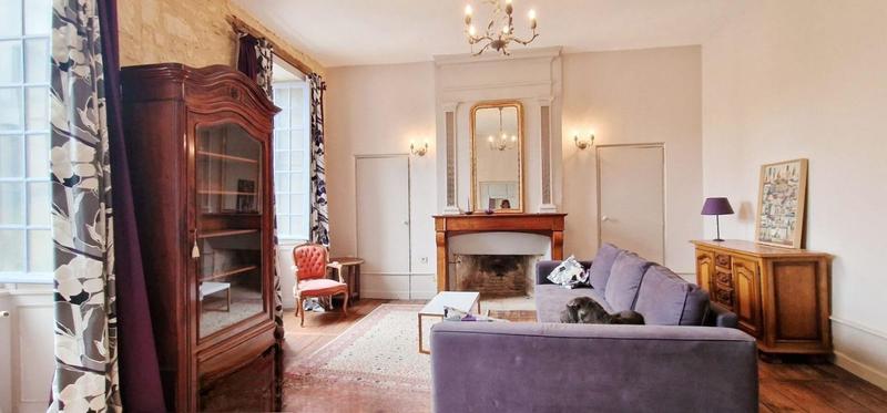 Maison - 166 m² - 8 pièces