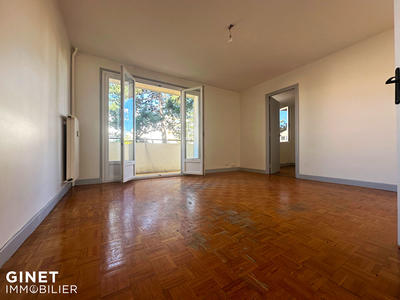 Appartement - 75 m² - 4 pièces