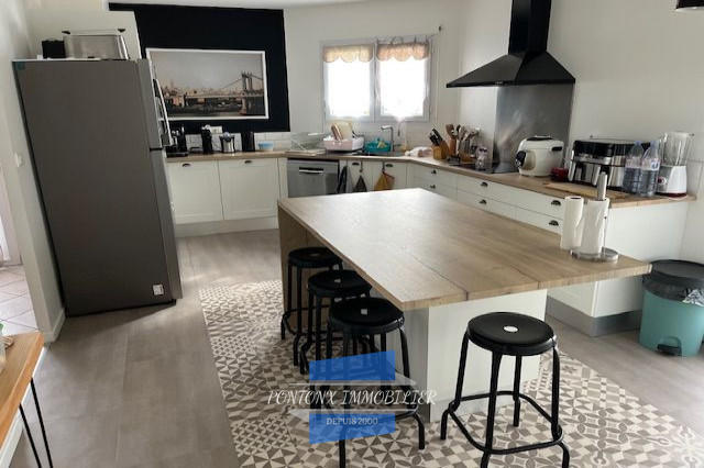 Maison - 147 m² - 7 pièces