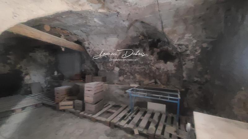 Grange - 100 m² - 2 pièces