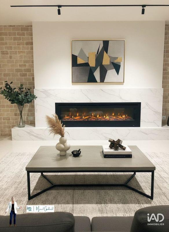 Maison - 400 m² - 6 pièces