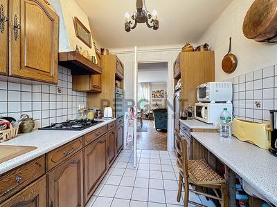 Appartement - 87 m² - 5 pièces