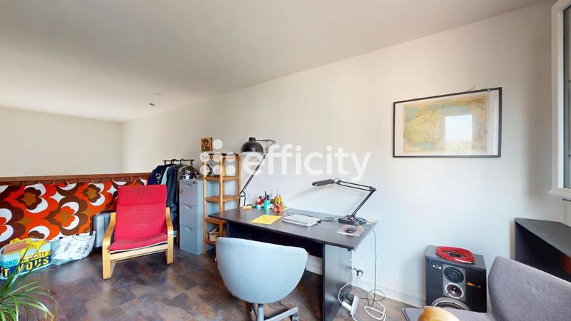 Maison - 110 m² - 6 pièces