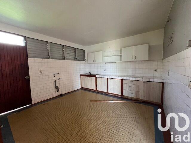 Maison - 200 m² - 5 pièces