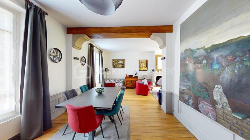 Maison bourgeoise - 204 m² - 9 pièces