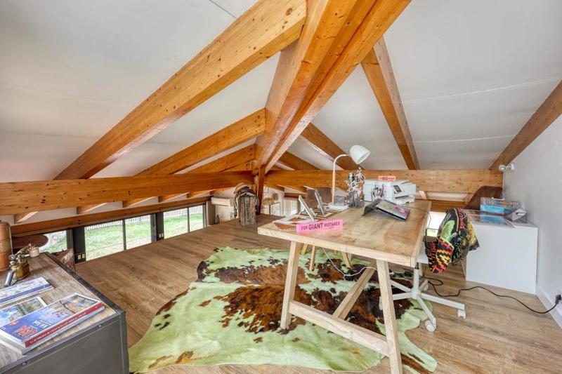 Maison - 203 m² - 5 pièces