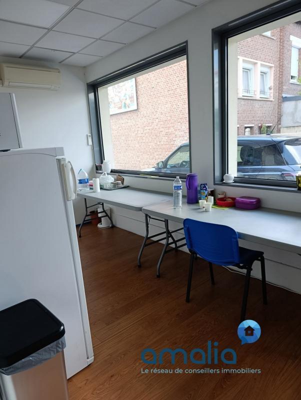 Bureau - 385 m² - 7 pièces